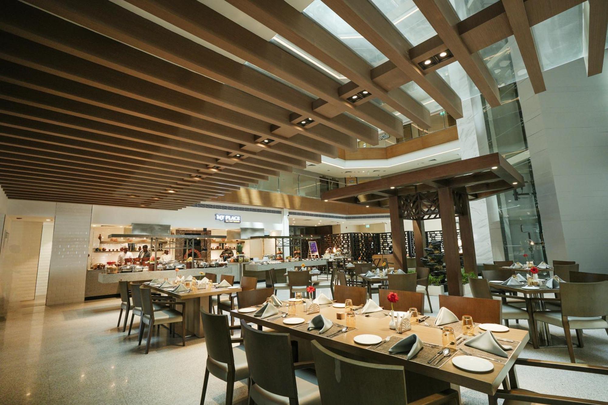Gokulam Grand Trivandrum Thiruvananthapuram Exterior photo